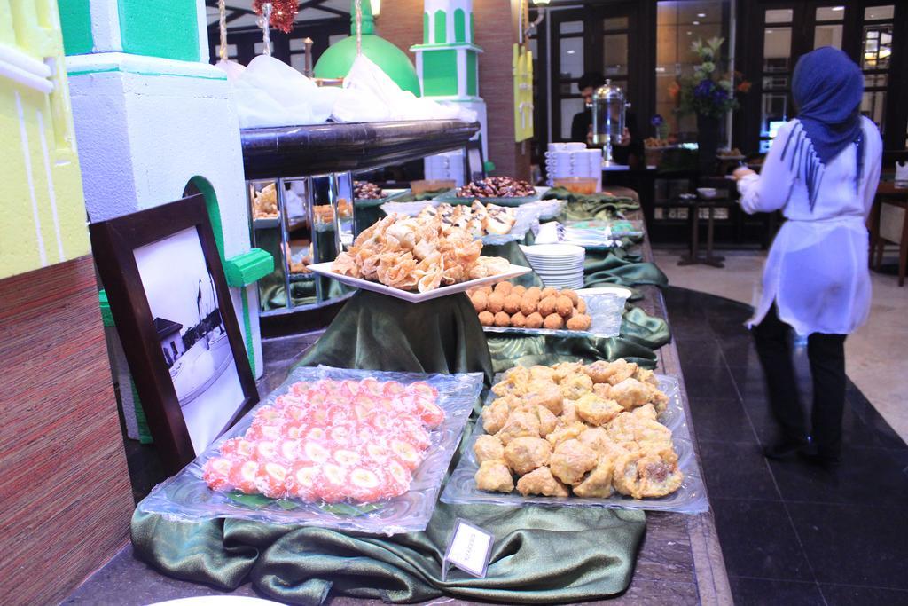 Le Grandeur Hotel Balikpapan Экстерьер фото
