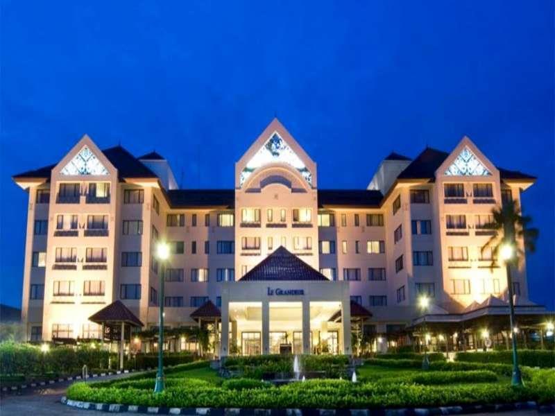 Le Grandeur Hotel Balikpapan Экстерьер фото
