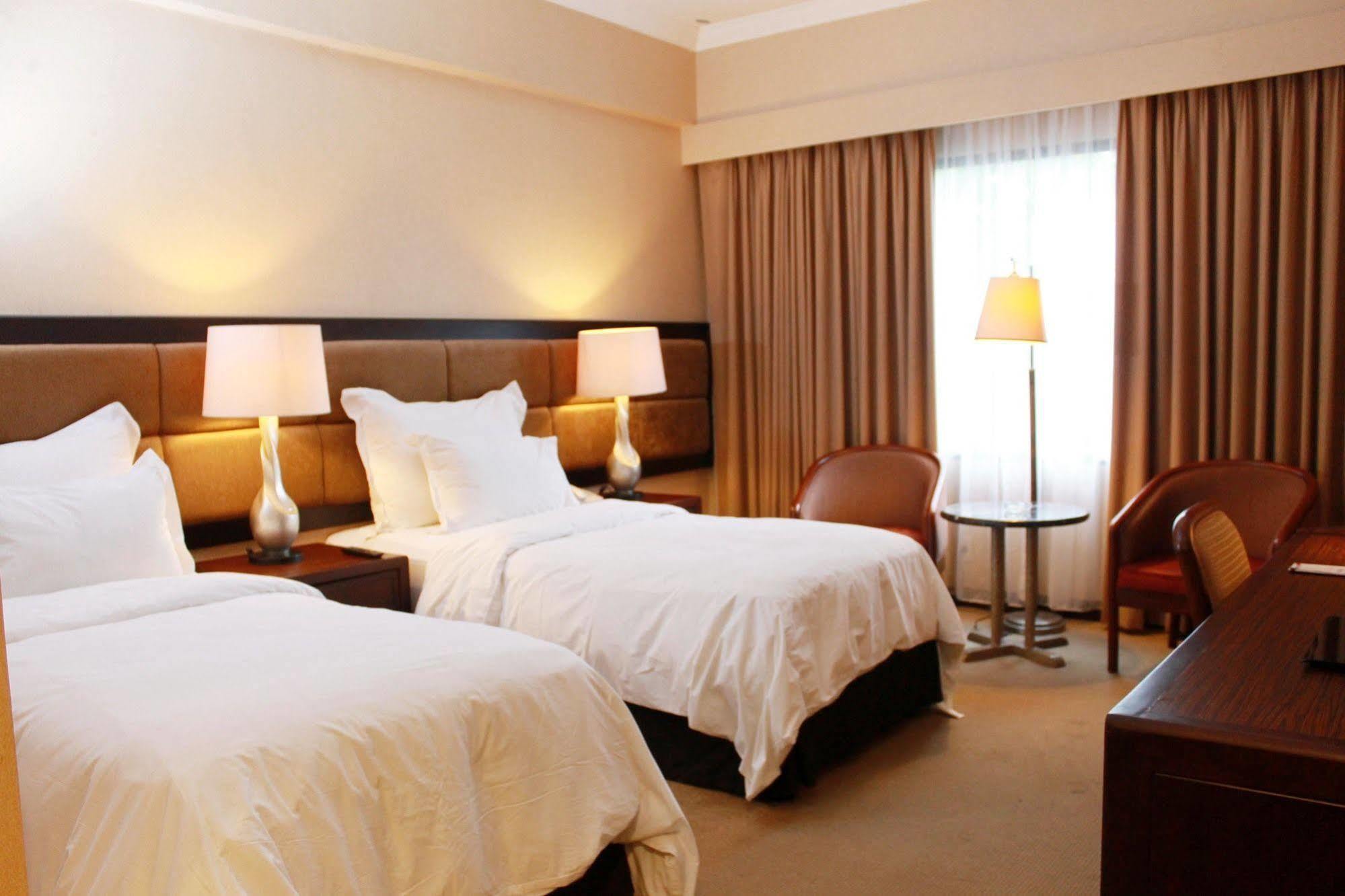 Le Grandeur Hotel Balikpapan Экстерьер фото